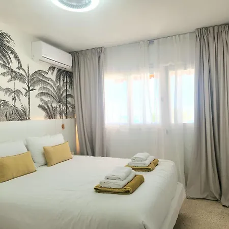 Tms Veramar2, Seafront, Ac, Pool & Parking 公寓