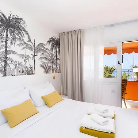 Apartment Tms Veramar2, Seafront, Ac, Pool & Parking *