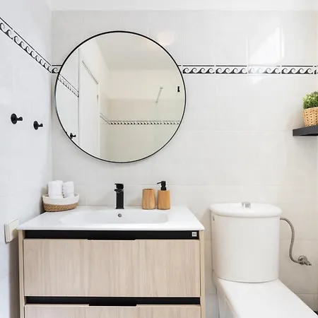 Apartment Tms Veramar2, Seafront, Ac, Pool & Parking *