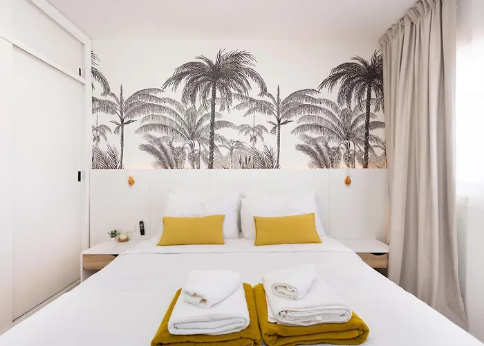 Tms Veramar2, Seafront, Ac, Pool & Parking