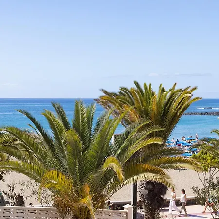 Tms Veramar2, Seafront, Ac, Pool & Parking Apartment