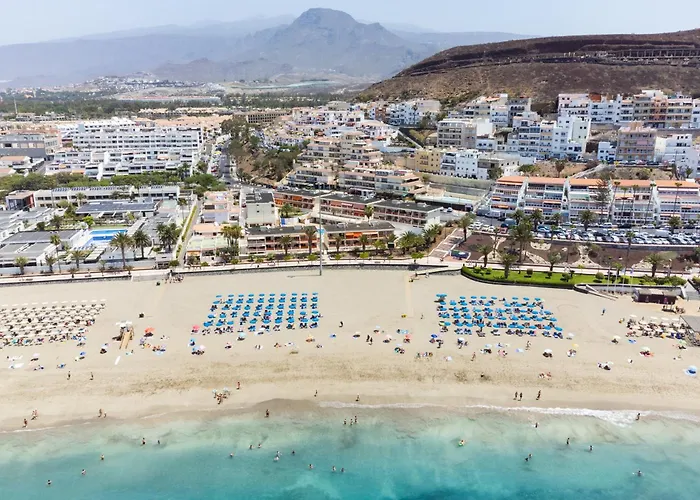 Tms Veramar2, Seafront, Ac, Pool & Parking 아파트