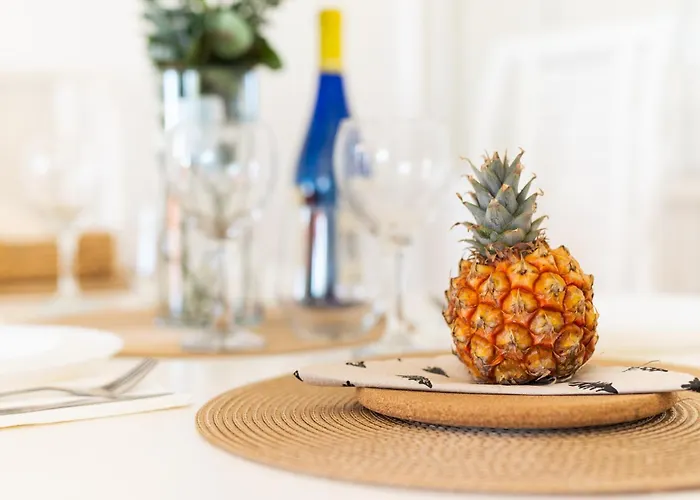 Tms Veramar2, Seafront, Ac, Pool & Parking 아파트 아로나